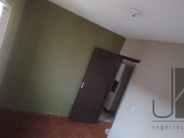Casa com 280m² 2 quartos e 1 banheiro, à venda, no bairro Conjunto Parigot de Souza 3 em Londrina