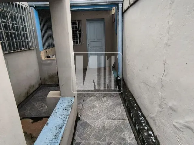 Casa com 120m² 2 quartos e 1 banheiro, à venda, no bairro Vila Palmares em Santo André