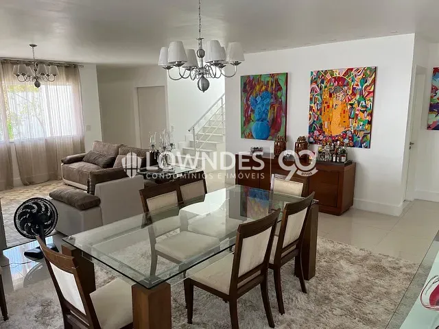 Casa com 612m² 5 quartos e 8 banheiros, à venda, no bairro Jacarepaguá em Rio de Janeiro
