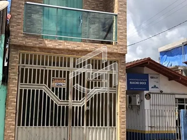 Casa 3 quartos e 2 banheiros, à venda, no bairro Guamá em Belém