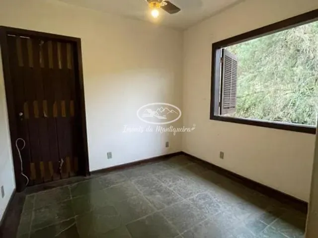 Casa com 1276m², à venda, no bairro Penedo em Itatiaia