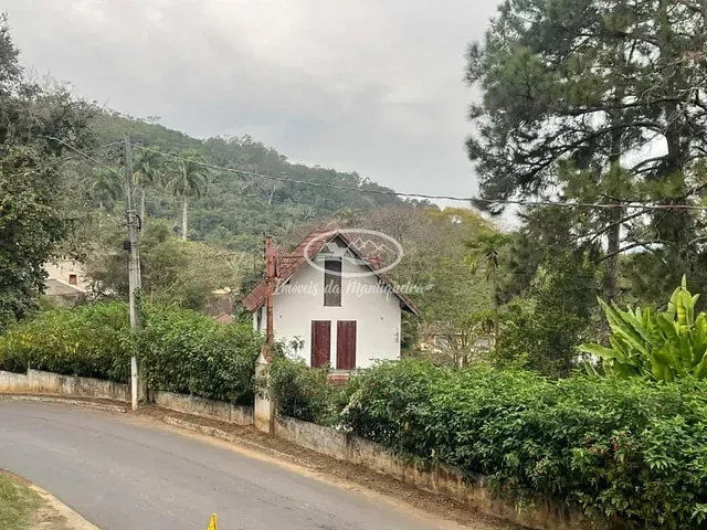 Casa com 1276m², à venda, no bairro Penedo em Itatiaia