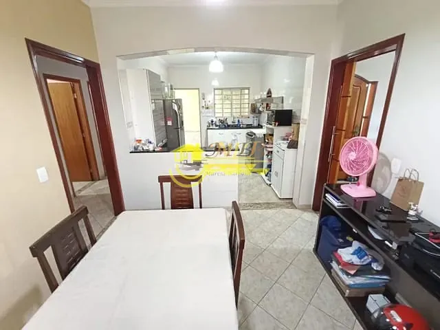 Casa com 360m² 3 quartos e 3 banheiros, à venda, no bairro Vila Aeroporto em Campinas