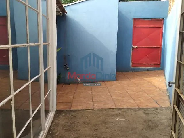 Casa com 265m² 3 quartos e 1 banheiro, à venda, no bairro Parque Dos Esportes em Ituverava