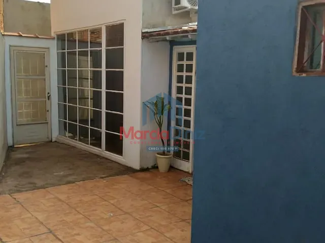 Casa com 265m² 3 quartos e 1 banheiro, à venda, no bairro Parque Dos Esportes em Ituverava