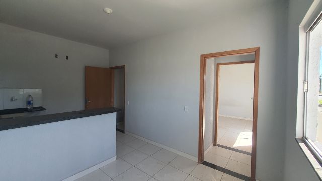 Casa com 387m², à venda, no bairro Condomínio das Esmeraldas em Goiânia