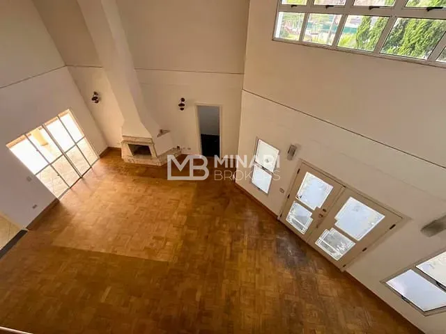 Casa com 1149m² 3 quartos e 4 banheiros, à venda, no bairro Tamboré em Barueri