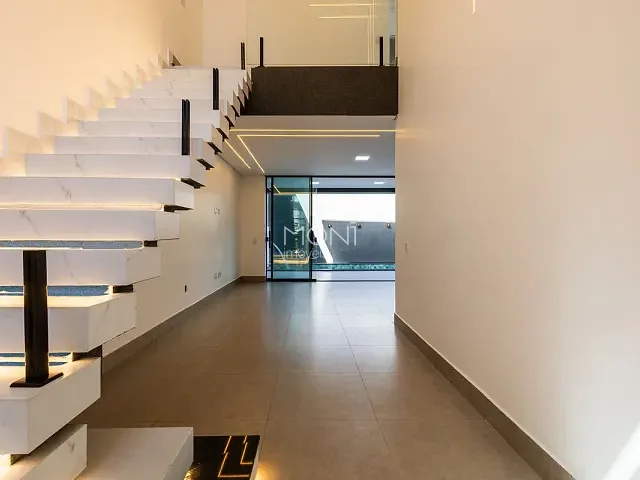 Casa 3 quartos e 2 banheiros, à venda, no bairro Guará II em Brasília
