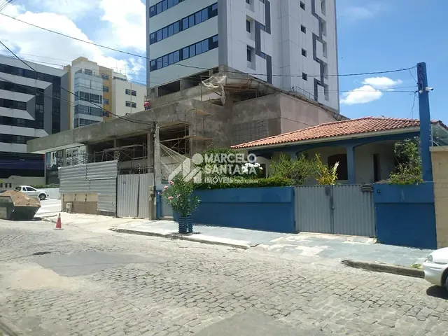 Casa com 513m², à venda, no bairro Recreio em Vitória da Conquista