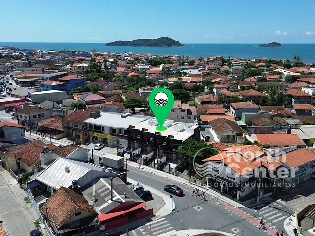Casa com 135m² 3 quartos e 3 banheiros, à venda, no bairro Centro em Balneário Barra do Sul