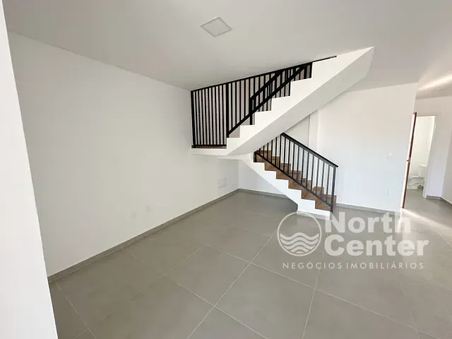 Casa com 135m² 3 quartos e 3 banheiros, à venda, no bairro Centro em Balneário Barra do Sul