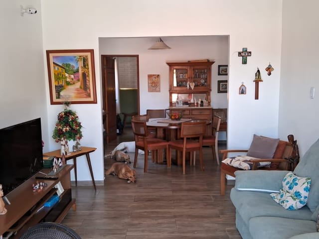 Casa 2 quartos e 1 banheiro, à venda, no bairro Madruga em Vassouras