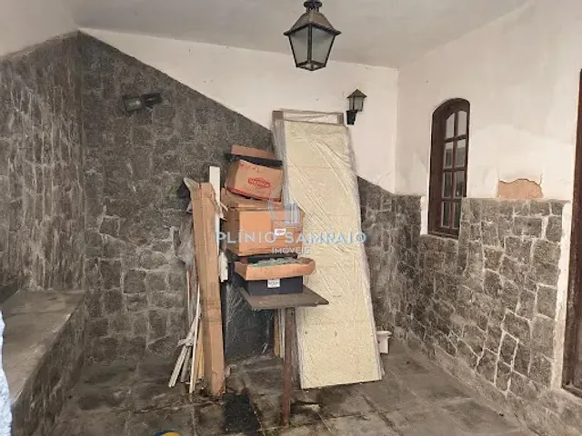 Casa com 120m² 3 quartos e 2 banheiros, para alugar, no bairro Praia do Canto em Vitória
