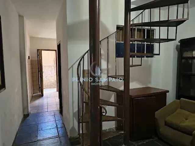 Casa com 120m² 3 quartos e 2 banheiros, para alugar, no bairro Praia do Canto em Vitória