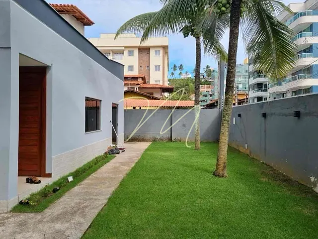 Casa com 400m² 4 quartos e 3 banheiros, à venda, no bairro Nossa Senhora da Vitória em Ilhéus
