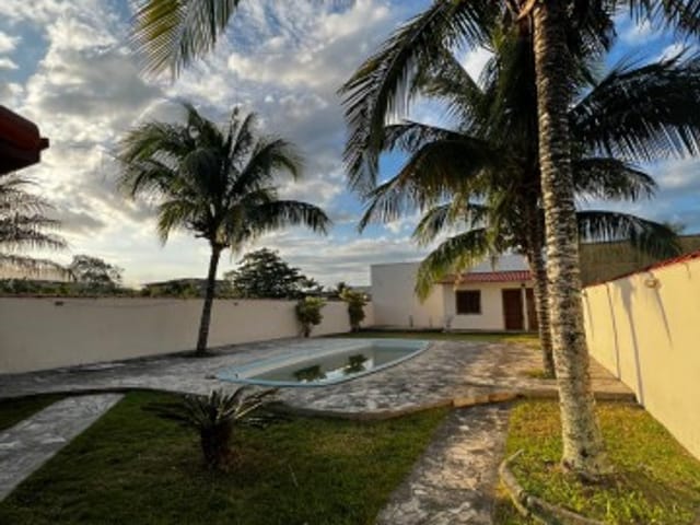 Casa 5 quartos e 3 banheiros, à venda, no bairro BARRA DE SAO JOAO em Casimiro de Abreu