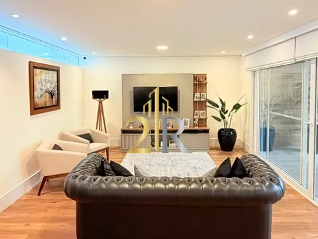 Casa com 296m² 4 quartos e 3 banheiros, à venda, no bairro Interlagos em São Paulo
