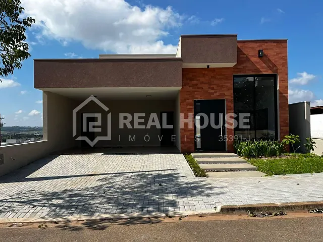 Casa 3 quartos e 2 banheiros, à venda, no bairro Loteamento Residencial Golden Ville em Itapetininga