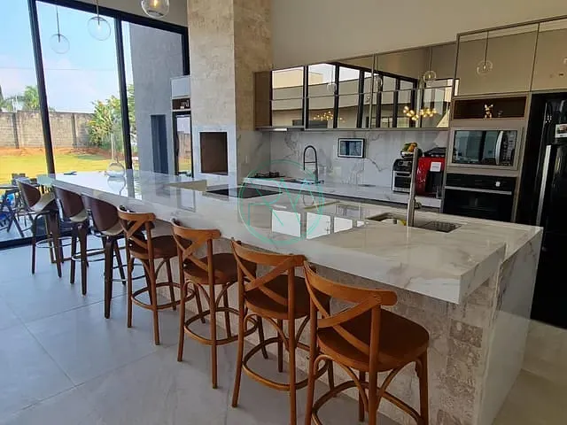 Casa com 1568m² 4 quartos e 6 banheiros, à venda, no bairro Loteamento Terras de Canaã em Cambé