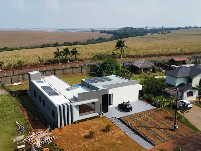 Casa com 1568m² 4 quartos e 6 banheiros, à venda, no bairro Loteamento Terras de Canaã em Cambé