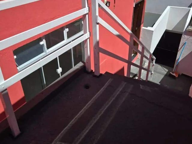 Casa 2 quartos e 2 banheiros, à venda, no bairro Mosela em Petrópolis
