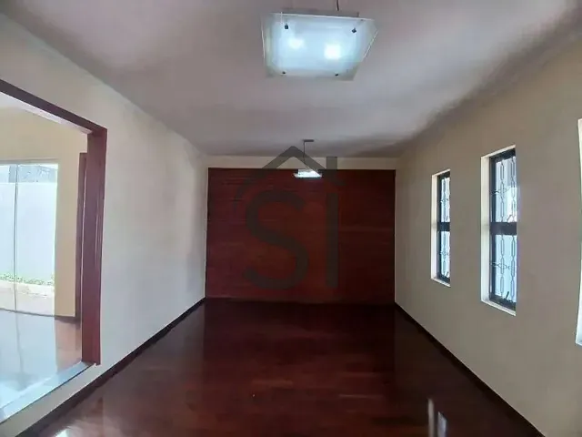 Casa 3 quartos e 3 banheiros, para alugar, no bairro Chácara Machadinho I em Americana