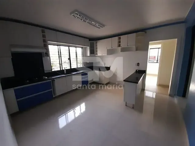 Casa 4 quartos e 2 banheiros, para alugar, no bairro Engenho Braun em Chapecó