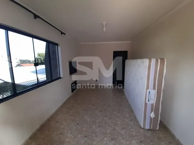 Casa 4 quartos e 2 banheiros, para alugar, no bairro Engenho Braun em Chapecó