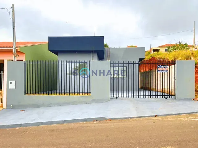 Casa 2 quartos e 1 banheiro, à venda, no bairro Santa Izabel em Siqueira Campos