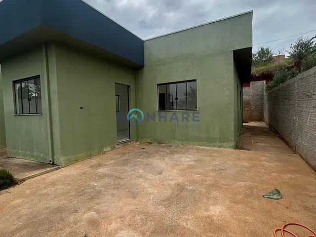 Casa 2 quartos e 1 banheiro, à venda, no bairro Santa Izabel em Siqueira Campos