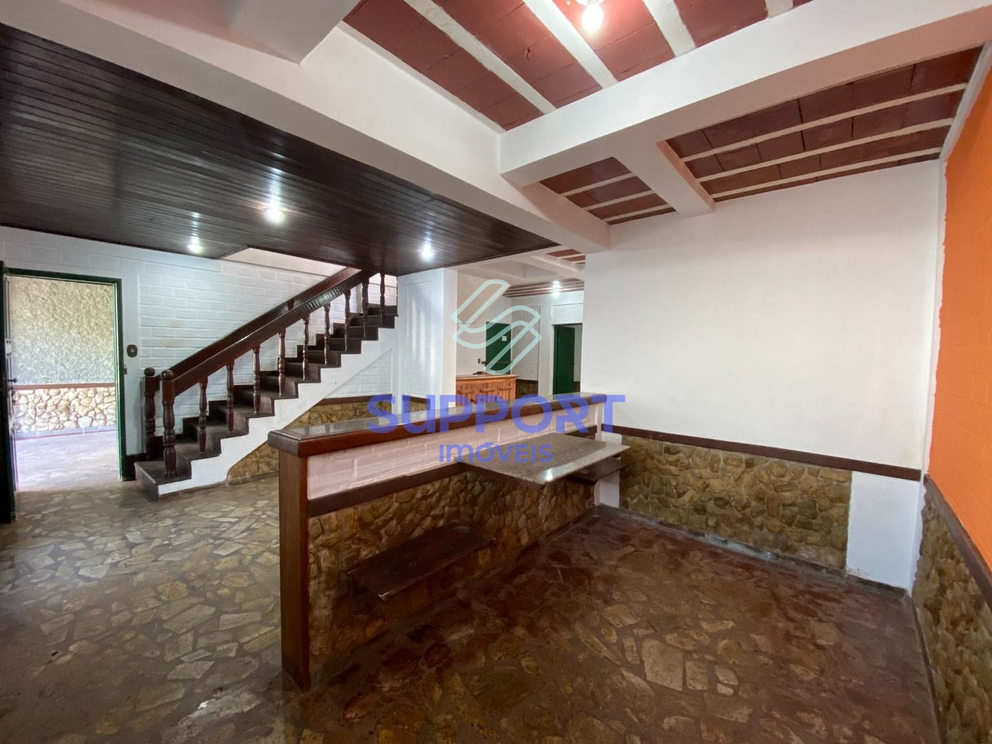 Casa, 7 quartos, 329 m² - Foto 4