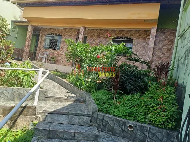 Casa com 300m² 2 quartos e 1 banheiro, à venda, no bairro Feijão Miúdo em Contagem