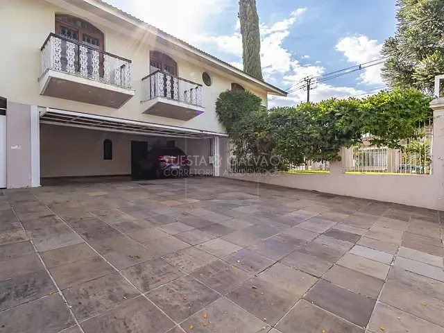 Casa com 418m² 4 quartos e 7 banheiros, à venda, no bairro Jardim Social em Curitiba