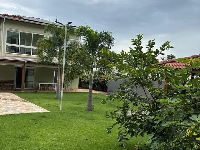 Casa com 1010m² 3 quartos e 6 banheiros, à venda, no bairro Jardim Santa Teresa em Jundiaí