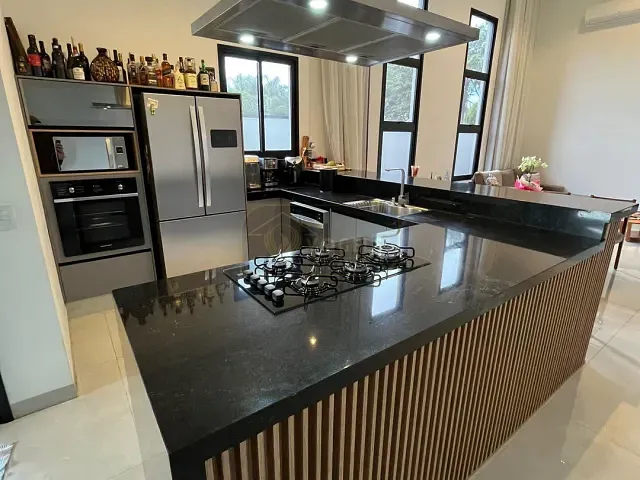 Casa 3 quartos e 3 banheiros, à venda, no bairro Residencial Palm Park III - Flor D'Aldeia em Holambra