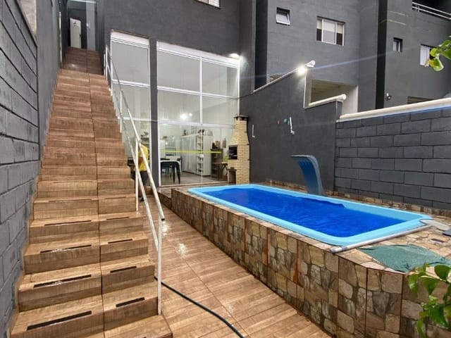 Casa com 192m² 3 quartos e 3 banheiros, à venda, no bairro Ponte Alta em Extrema