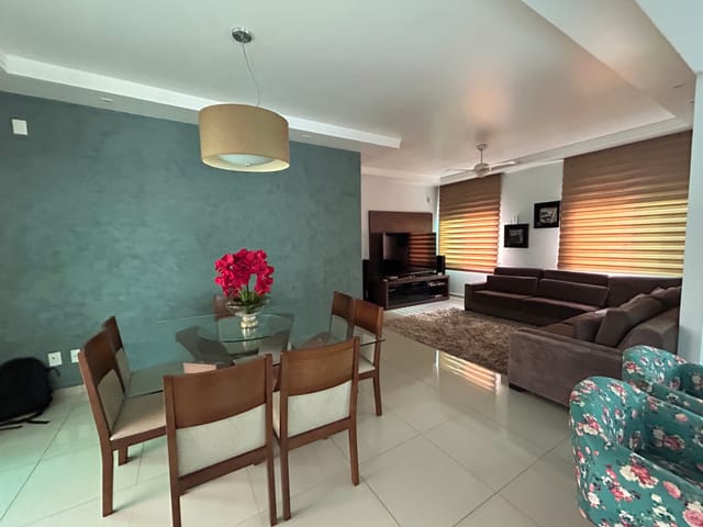 Foto do Casa - Encantadora casa à venda, no condomínio Riviera do Lago, em Araxá MG | Yes Gestão Imobiliária