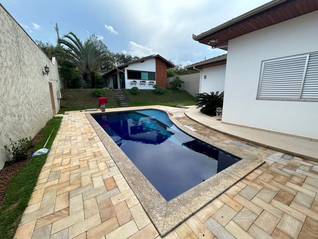 Foto do Casa - Encantadora casa à venda, no condomínio Riviera do Lago, em Araxá MG | Yes Gestão Imobiliária