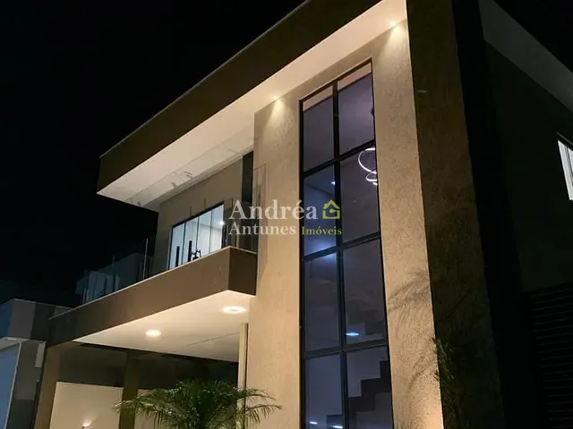 Casa com 276m² 4 quartos e 3 banheiros, à venda, no bairro Nova São Pedro em São Pedro da Aldeia