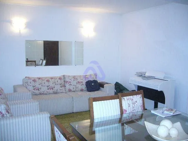 Casa com 350m² 3 quartos e 2 banheiros, à venda, no bairro Cidade Ademar em São Paulo
