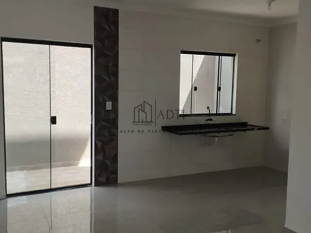 Casa 3 quartos e 1 banheiro, à venda, no bairro Vila Suissa em Mogi das Cruzes