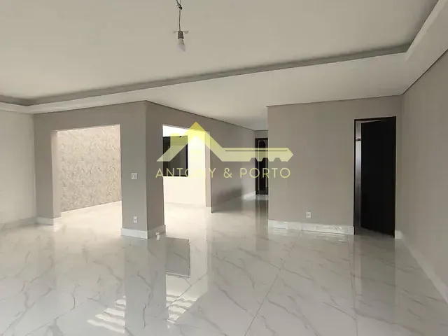 Casa 4 quartos e 5 banheiros, à venda, no bairro Vila Rosália em Guarulhos
