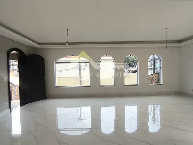 Casa 4 quartos e 5 banheiros, à venda, no bairro Vila Rosália em Guarulhos