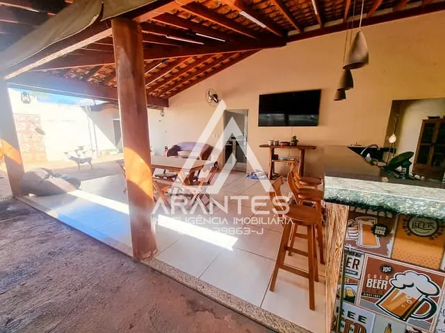 Casa 3 quartos e 2 banheiros, à venda, no bairro Cristiano de Carvalho em Barretos