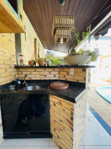 Casa com 180m² 2 quartos e 2 banheiros, à venda, no bairro Parque Jóquei Club em Campos dos Goytacazes