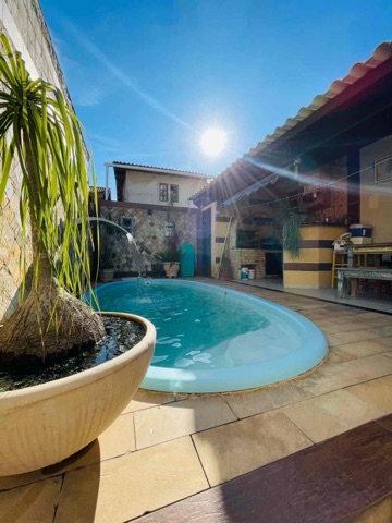 Casa com 180m² 2 quartos e 2 banheiros, à venda, no bairro Parque Jóquei Club em Campos dos Goytacazes