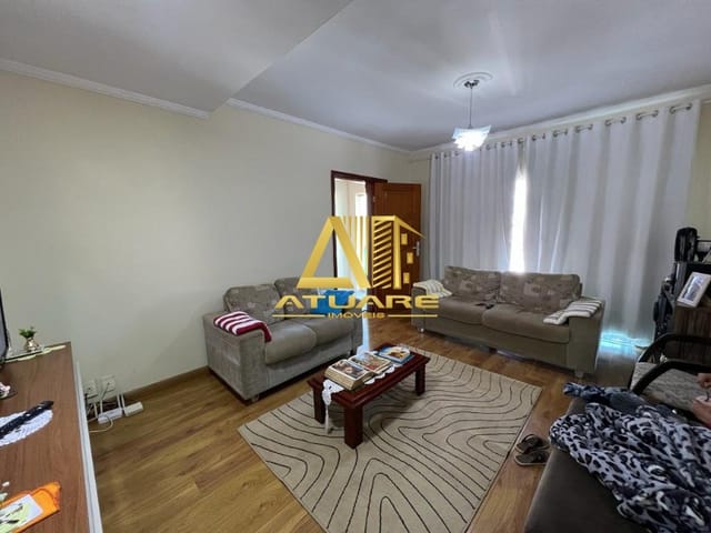 Casa com 192m² 3 quartos e 2 banheiros, à venda, no bairro JARDIM PARAÍSO em Pouso Alegre