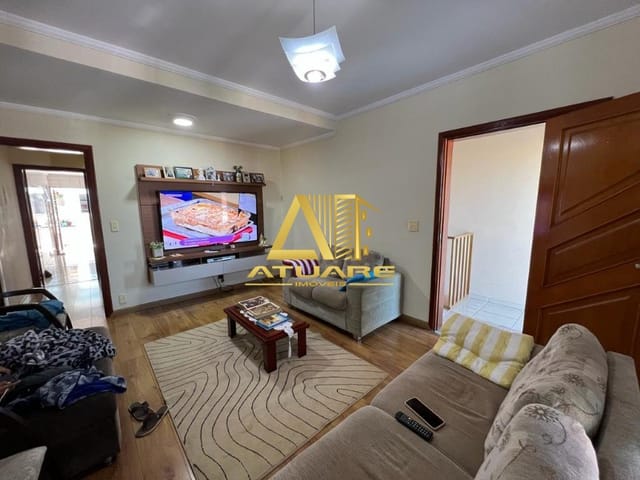 Casa com 192m² 3 quartos e 2 banheiros, à venda, no bairro JARDIM PARAÍSO em Pouso Alegre