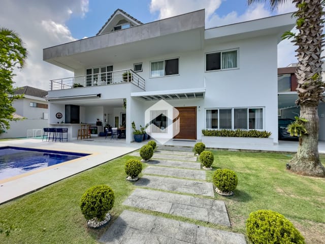 Casa com 485m² 4 quartos e 7 banheiros, à venda, no bairro Recreio dos Bandeirantes em Rio de Janeiro