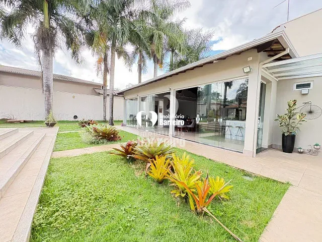 Casa 2 quartos e 4 banheiros, para alugar, no bairro QUINTAS DA LAGOA em Sarzedo